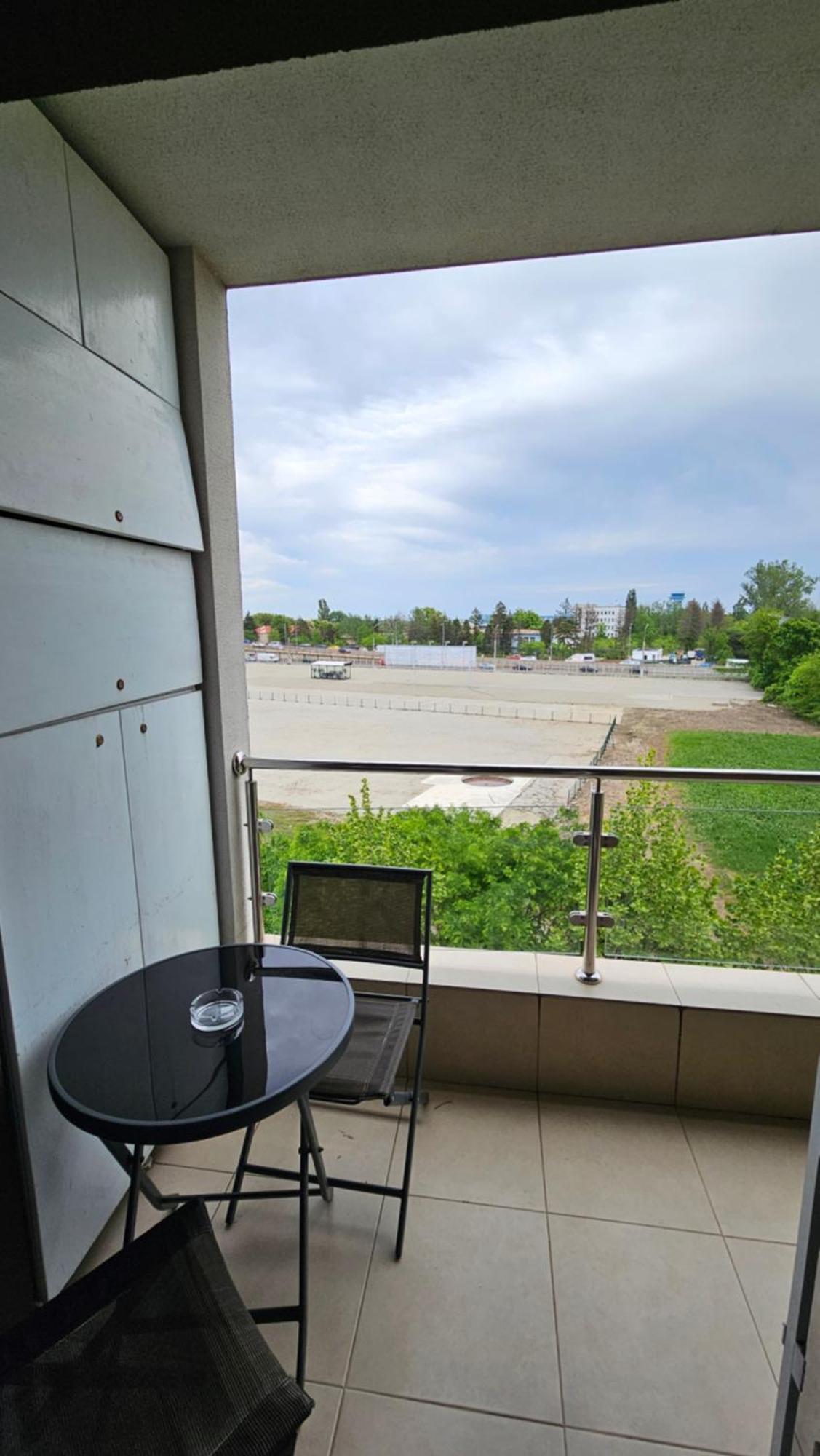 Apartment Airport 3
