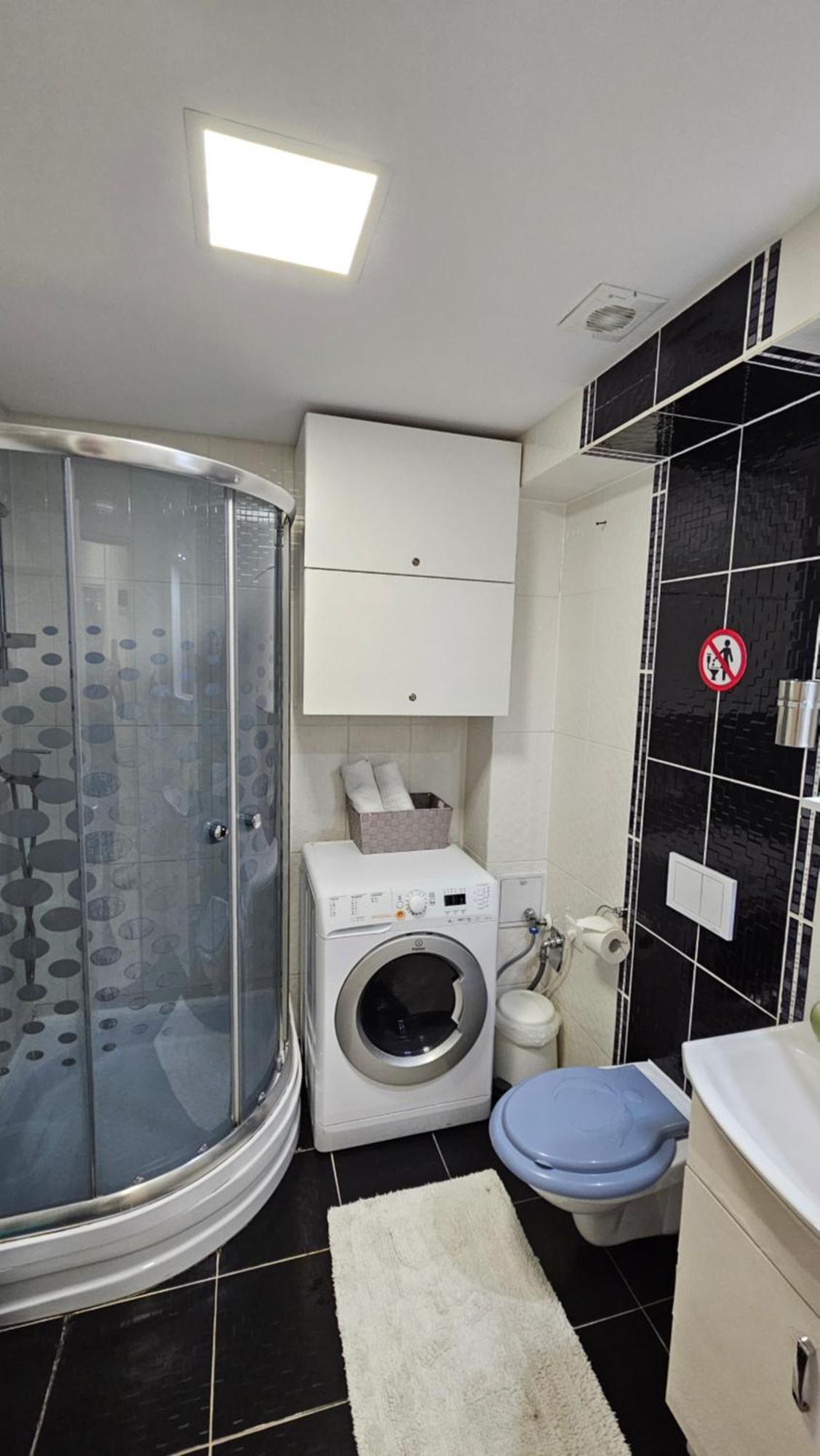 Airport 3 Apartment Otopeni